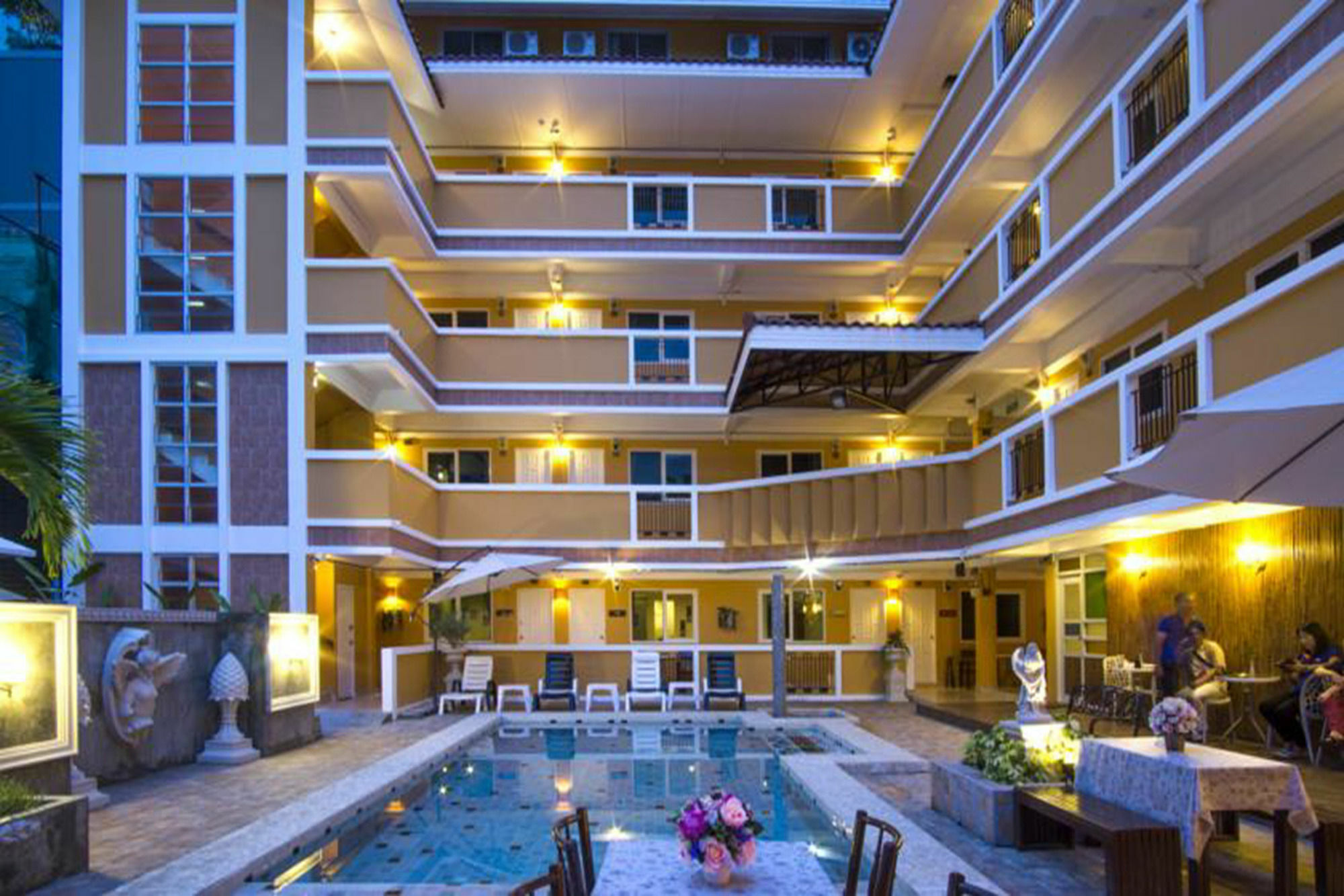 Hotel Jean Boutique Pattaya Exterior foto